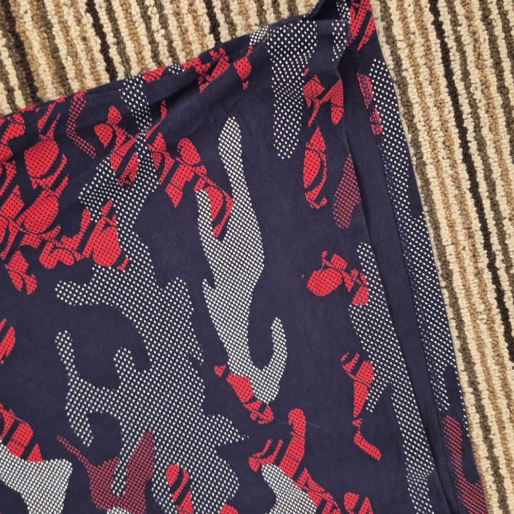 CAROLINA HERRERA Black Red Grey Abstract Camo Small Mens Designer Polo Shirt - Picture 6 of 8